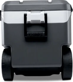 Igloo Latitude 90 Roller - Grote Koelbox Op Wielen - 85 Liter - Grijs 20 Igloo Latitude 90 Roller - Grote Koelbox Op Wielen - 85 Liter - Grijs -Bo-Camp Winkel 1069x1200 1
