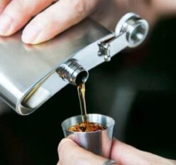 6x Rvs Shot Bekertjes - Borrelglaasjes - Thee/ Koffie Beker - Shotjes Met Leren Case - Bekers 30 ML 7 6x Rvs Shot Bekertjes - Borrelglaasjes - Thee/ Koffie Beker - Shotjes Met Leren Case - Bekers 30 ML -Bo-Camp Winkel 1200x1126 4