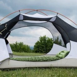 TRVLMORE Slaapmat - Zelfopblazend - 1 Persoons - Ingebouwde Pomp En Kussen - Groen -Bo-Camp Winkel 1200x1200 1350