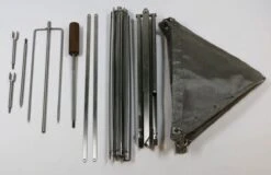 Firekorf + Grill + Spit : Opvouwbare Vuurkorf / Vuurschaal Met Rooster En Spit - Draagbare BBQ - Opbergtas - Kampeer Grill - Kookset -Bo-Camp Winkel 1200x775 4