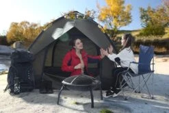 Set Van 2 Opvouwbare Campingstoelen, Klapstoelen Voor Buiten, Comfortabel, Met Armleuningen En Bekerhouders, Stabiel Frame, Draagvermogen 120 Kg - Blauw -Bo-Camp Winkel 1200x800 15