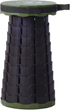 Kampeerkruk - Uitschuifbare Kruk - Military / Groen - Tot 120 Kg - Travel Stool - INCLUSIEF OPBERGZAK - Opvouwbare Campingkruk - Inklapbaar Krukje - Telescopische Kruk - Camping - Outdoor -Bo-Camp Winkel 770x1200 1