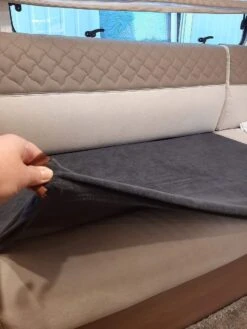 Bankhoes Voor Camper / Mobilhome / Caravan Carré Stretch Badstofhoes Per Stuk Kleur Antraciet Universeel Model -Bo-Camp Winkel 900x1200 2